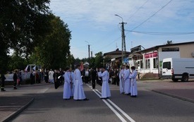 P1350585