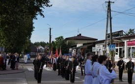 P1350584